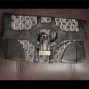 L.A.M.B by Gwen Stefani Carlisle clutch (SAMPLE)